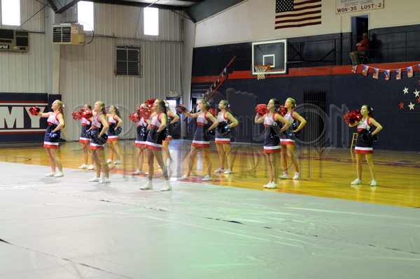 8-28 WA Pep Rally 135.JPG - SCRIVENER D300